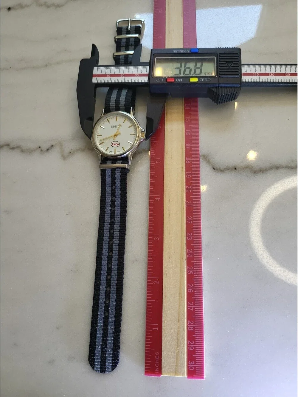 Edison Men's Quartz Watch Working New Battery Automobilia 37mm 8.75